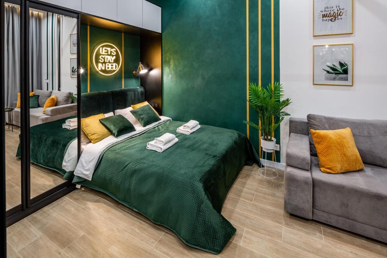 Emerald Lux Apartment. LiveinLemberg Exterior foto